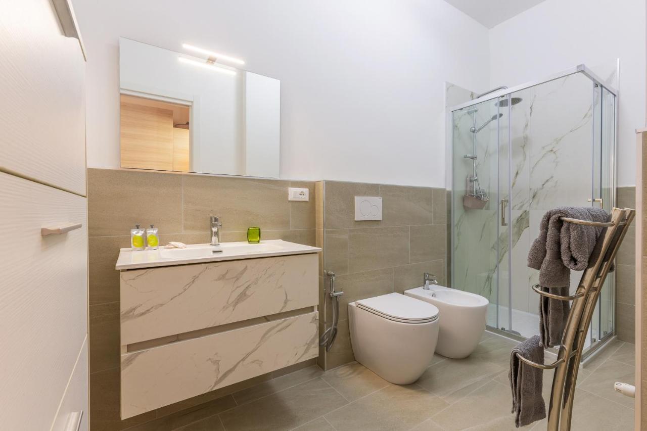 San Donato Fiere Essential Apartment W/Parking Bologna Exterior photo